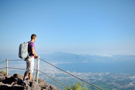 ¿Cuánto tiempo se necesita para visitar el volcán Vesubio?